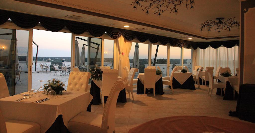 Hotel Madonna Delle Grazie Ceglie Messapica Εξωτερικό φωτογραφία